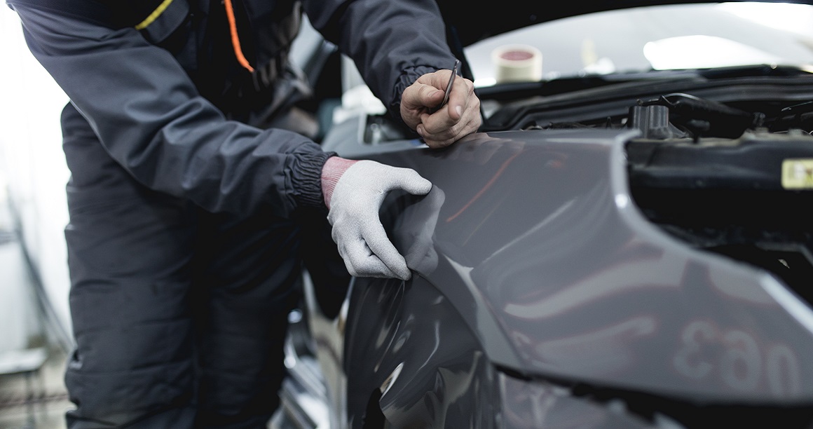 Hvor mye koster det å foliere en bil?